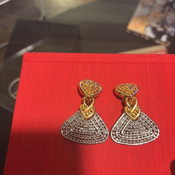 Set of 4 pairs of Vintage clip earrings - Picture 4 of 6